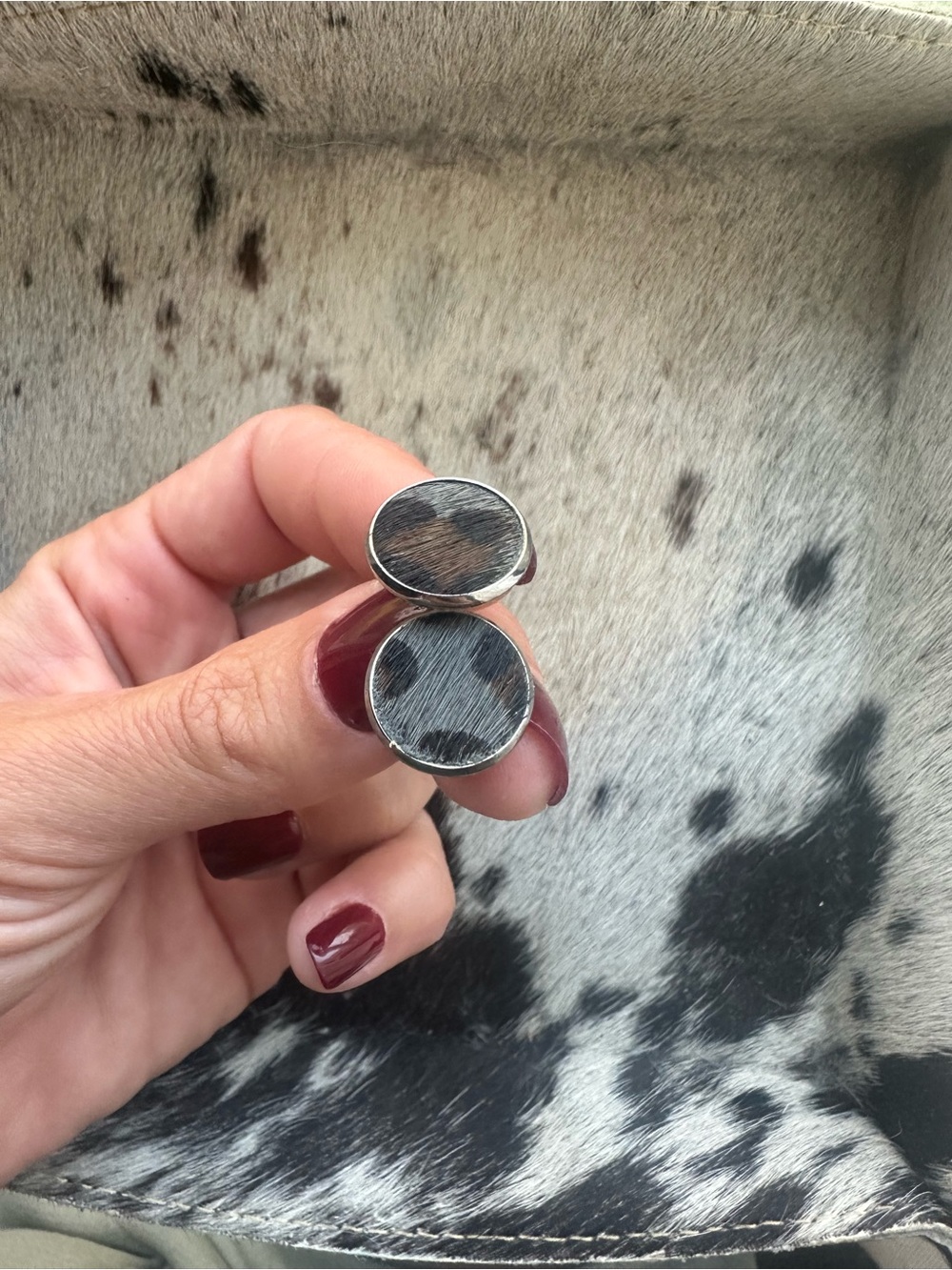 2 sets cowhide earrings